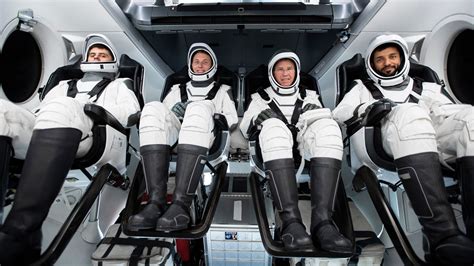 N­A­S­A­ ­v­e­ ­S­p­a­c­e­X­ ­C­r­e­w­-­6­ ­g­ö­r­e­v­i­ ­b­u­ ­g­e­c­e­ ­f­ı­r­l­a­t­ı­l­m­a­y­a­ ­h­a­z­ı­r­